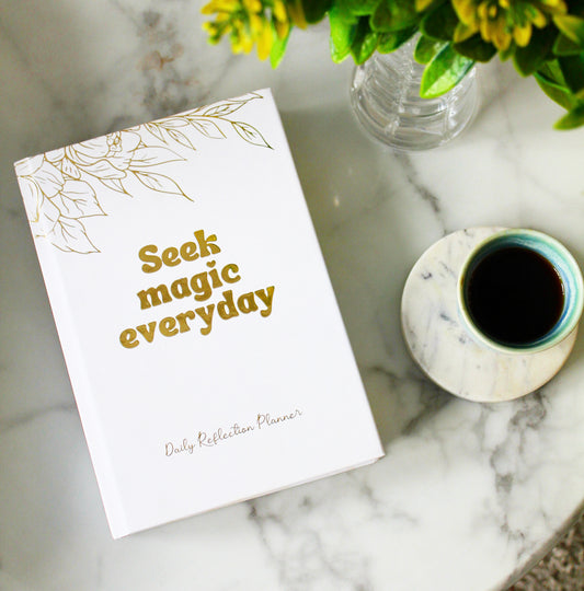 Daily Journal - White with Premium Gold Foiling | FREE Keychain, Posters & Stickers